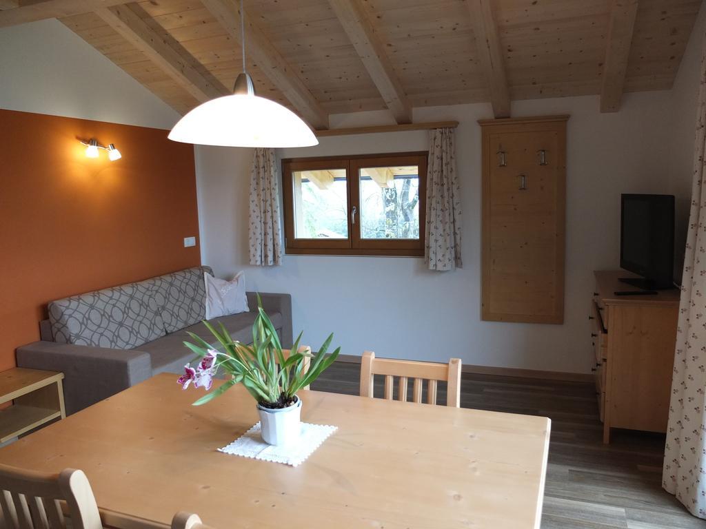 Haus Schlernblick Apartment Нова Поненте Стая снимка